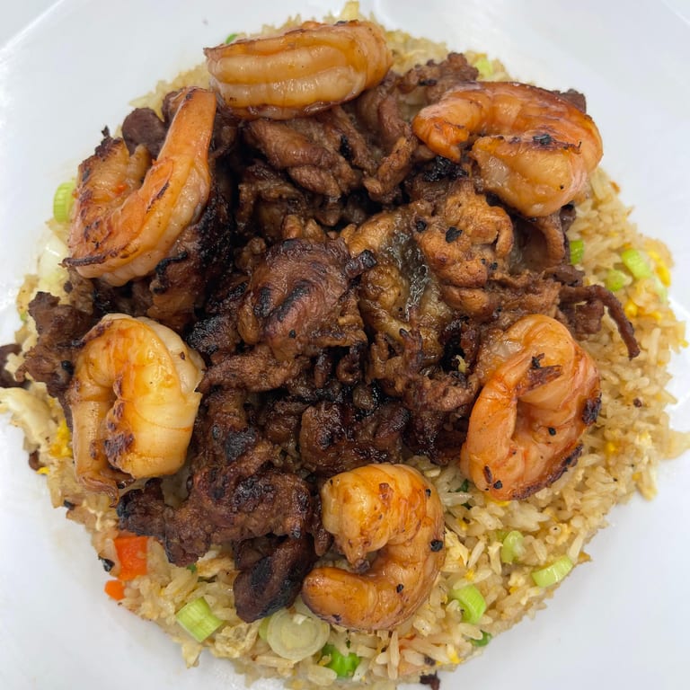 Takeout Delights: Vietnamese and Asian Fusion Cuisine